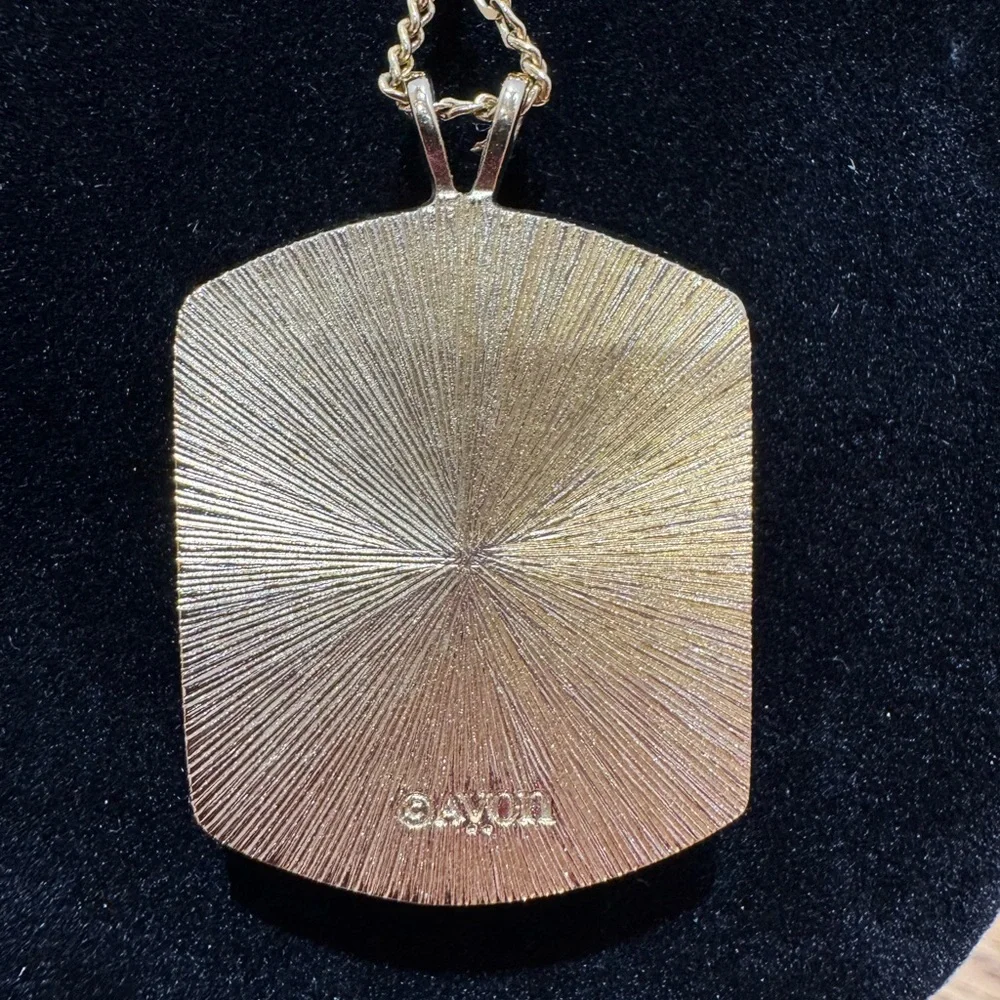 Vintage Avon floral enamel pendant necklace and chain in gold tone 1970s